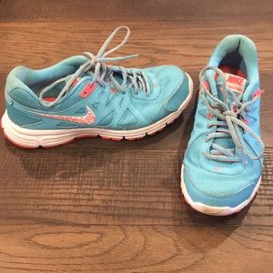 Nike revolution shoe